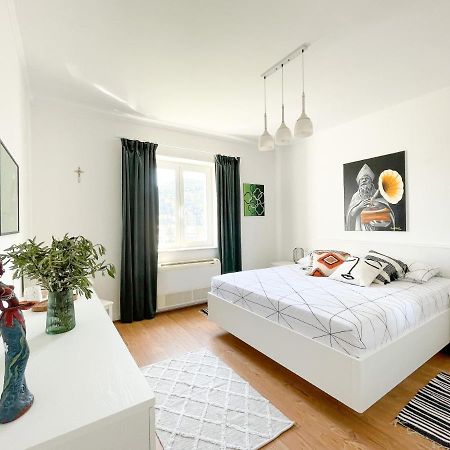 Melisa Apartment With Balcony & Free Parking Дубровник Екстериор снимка